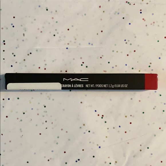 FREE🎉 MAC Pro Longwear Trust in Red Lip Pencil - Picture 2 of 4